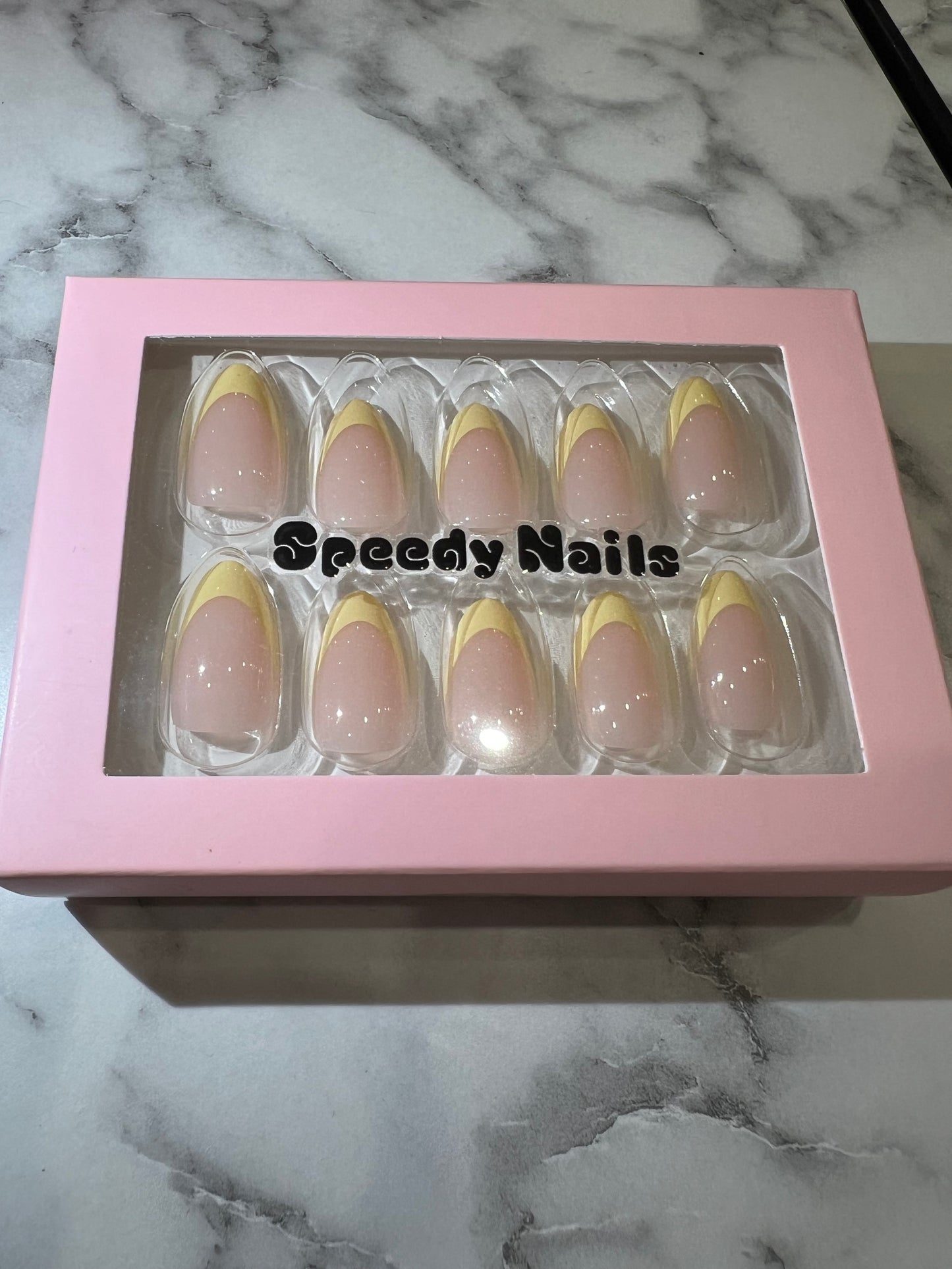 Speedy Nails ranskalainen aikuistyylinen setti (30-32 kpl, sisältää kaikki tarvikkeet)