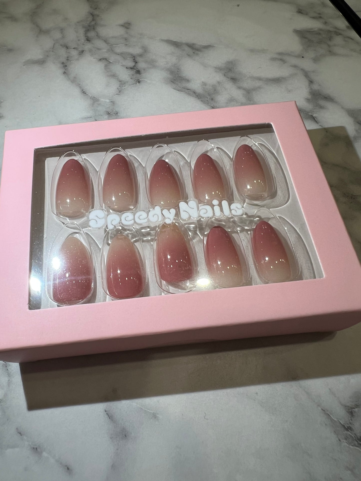 Speedy Nails ranskalainen aikuistyylinen setti (30-32 kpl, sisältää kaikki tarvikkeet)